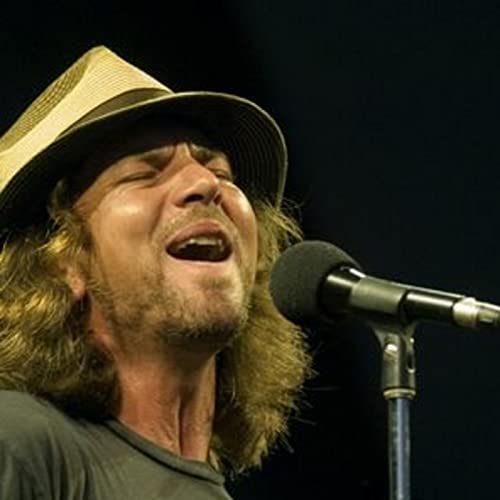 Pearl Jam in concert by Luie P Hatfield