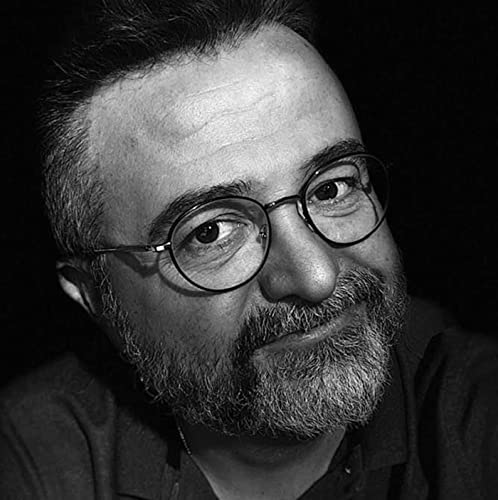 Country Music Minute-New Kip Moore, Luke Get's Punk'd on The Idol Set, Kane Brown's Album News and More by Unknown