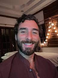 The death of an old identity and the reborn of a new authentic self through the journey of awakening and healing with Thomas Licou