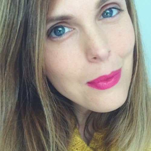 EP93. Salud menstrual, dolor, humor, sangrado y endometriosis. CON XUSA SANZ by Unknown