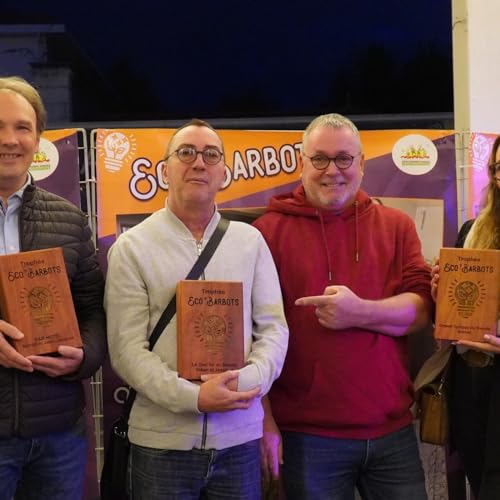 Depuis la place de la Claire à Gujan-Mestras, après la cérémonie, les lauréats des Défis Eco-Barbots nous livrent leurs impressions by Unknown