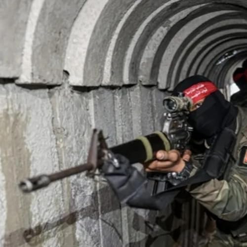 Chiến tranh địa đạo của Hamas gợi nhớ về Việt Cộng by Unknown