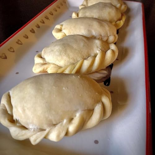 S4 E26 Empanadas - Revisiting Argentina's Delicious Stuffed Pastry with a New Lamb Filling by Unknown