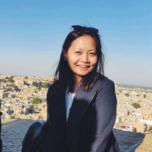 EP696: Empowering Women in FinTech: Addressing Unique Financial Needs by Unknown