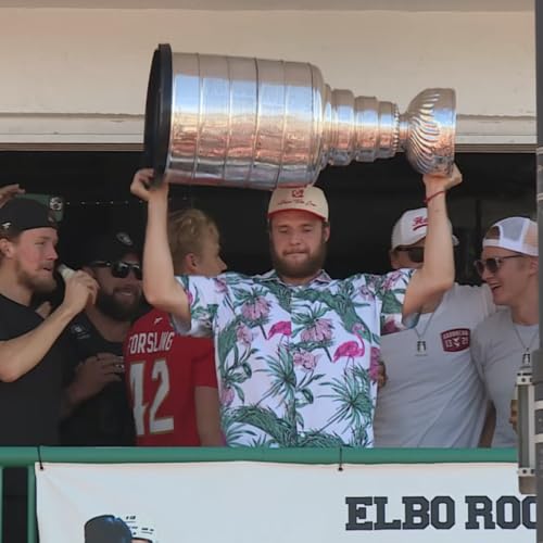 Бары, сигары и Кубок Стэнли во Флориде / Stanley Cup and champs stay in Florida. by Unknown
