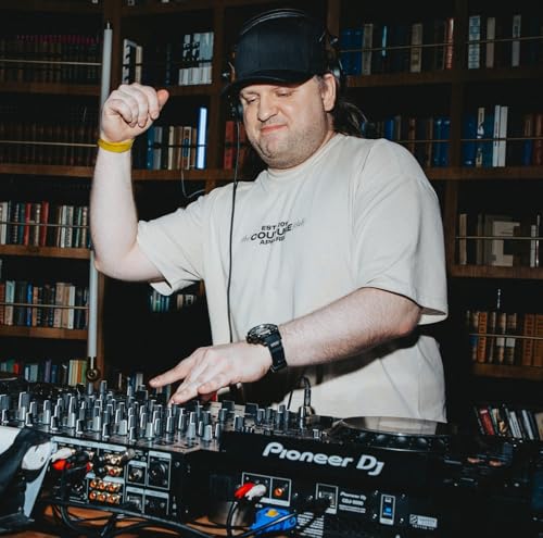 Savin - Live @ Community Moscow 26.07.25 by Unknown