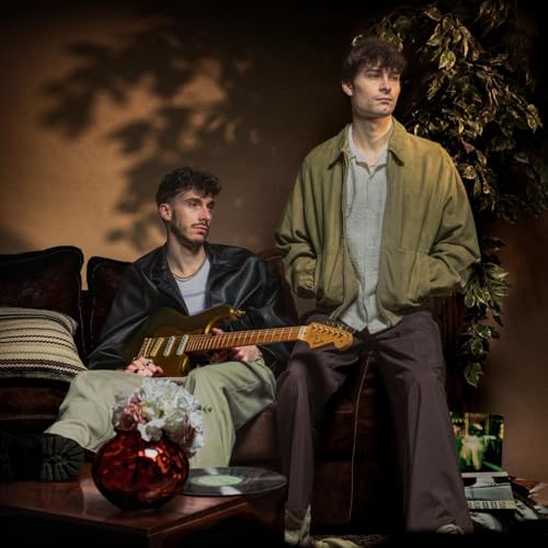 Antoine & Grégoire cartonnent sur les réseaux. Saults cumule des millions de vues. Ils aimeraient revenir en concert sur le Bassin. by Unknown