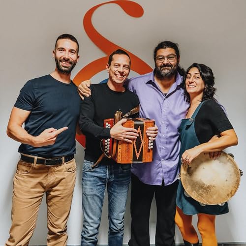 L'Orchestra Popolare del Saltarello negli studi di Delta 1 per "Abruzzo Vol.2" by Unknown