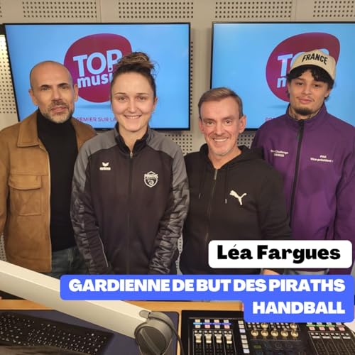 Léa Fargues gardienne de but des PIRATHS HANDBALL by Unknown