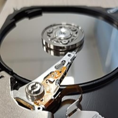 Voces del Misterio COPE: El "disco duro" de información terráquea en la Luna, con Javier Sierra