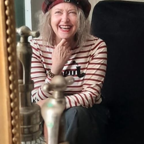 Qui est Isabelle Camus, rédactrice et créatrice de "Jugeote, le média qui en a !" by Unknown