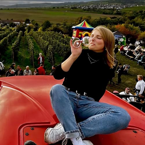 FOKUS: Katharina Bausch - Wie Techno und Riesling den Rheingau verbinden by Unknown