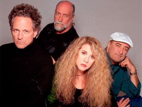 ¡Los 39 años del lanzamiento del disco 'Tango in the night'! by Unknown